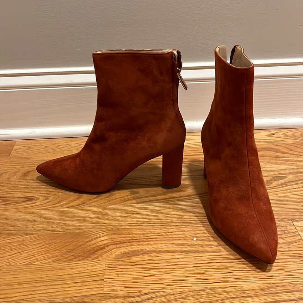 Sable colored Club Monaco Boots size 38